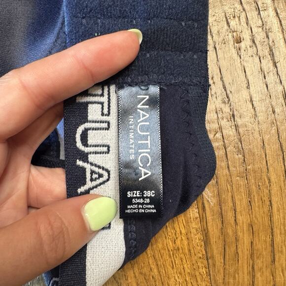 Nautica Intimate Women's Bra Size 38C Navy Underwire Adjustable Straps - Picture 2 of 3